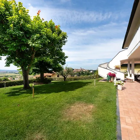 Il Poggio Di Carlo E Cinzia Lejlighed *